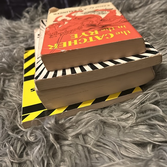 Classic Paperback Book BUNDLE Of 4 Fair - Picture 7 of 16